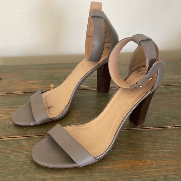 J. Crew Lanie Taupe Leather Heels Size 8.5 - Picture 1 of 9